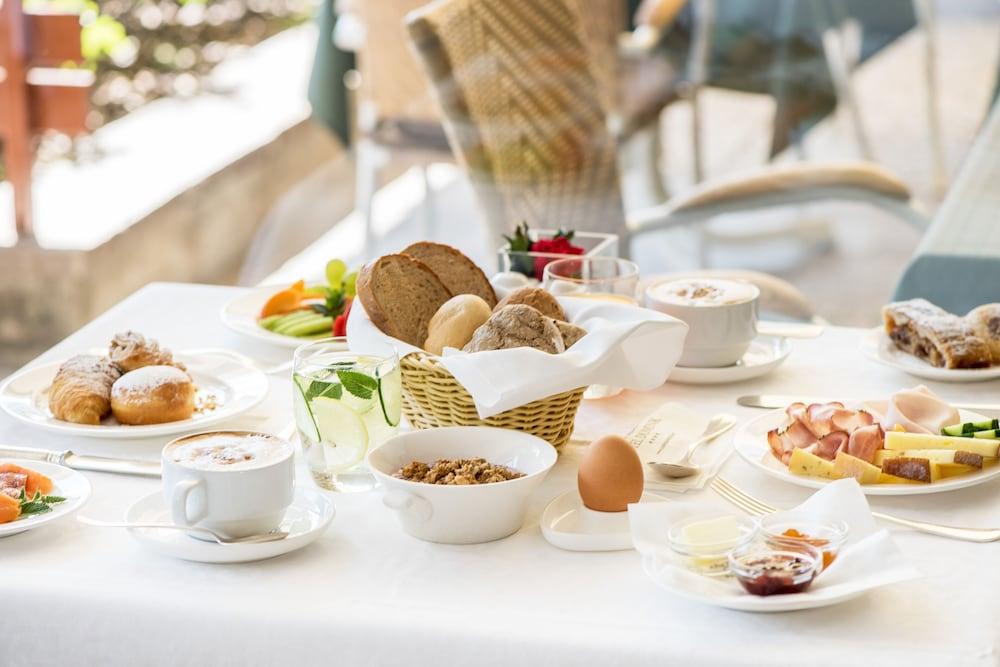Dominik Alpine City Wellness Hotel - Adults Only Bressanone Eksteriør bilde