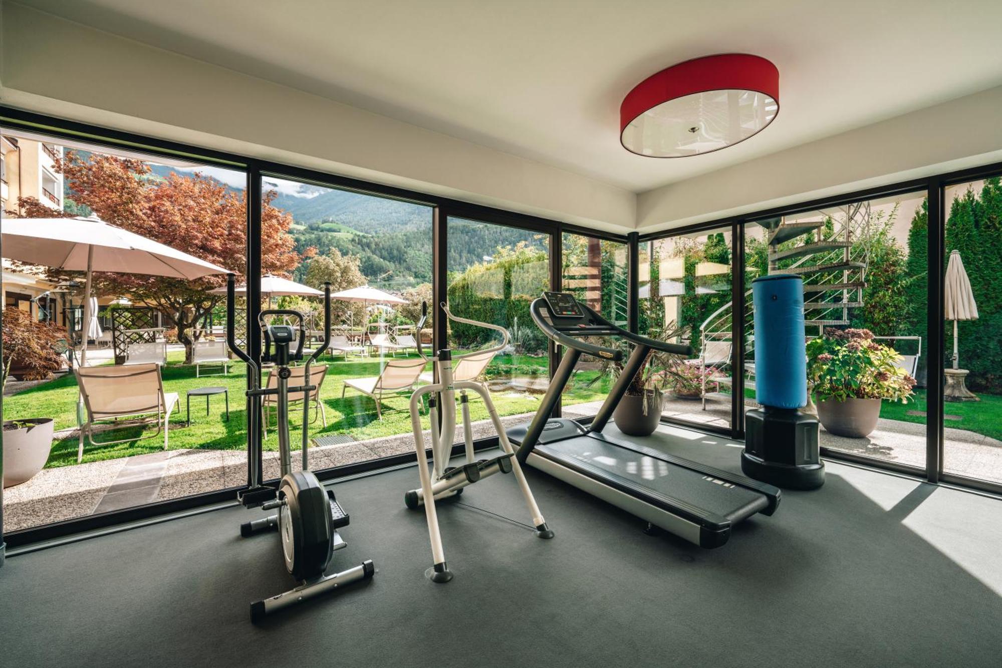 Dominik Alpine City Wellness Hotel - Adults Only Bressanone Eksteriør bilde