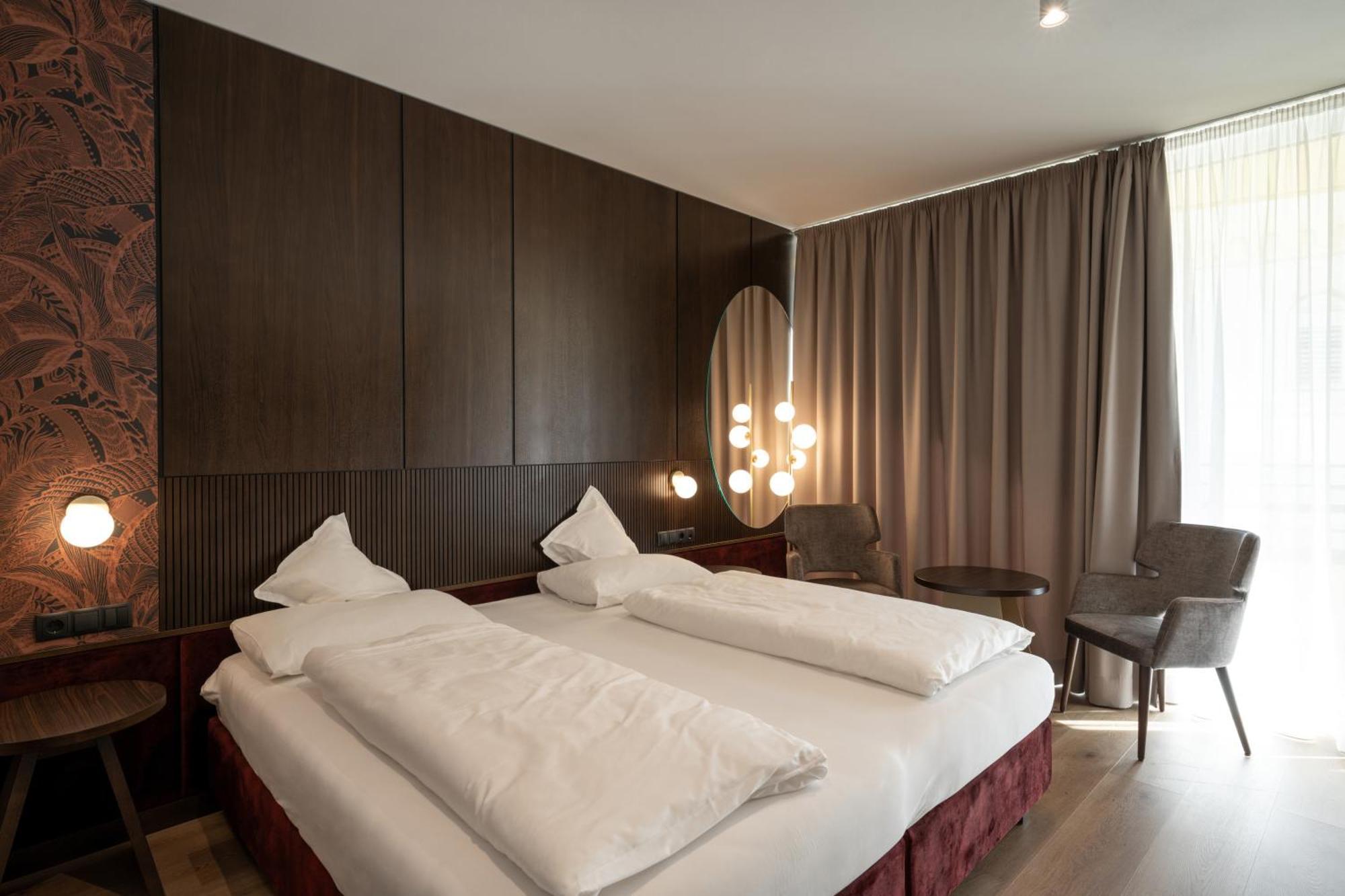 Dominik Alpine City Wellness Hotel - Adults Only Bressanone Eksteriør bilde